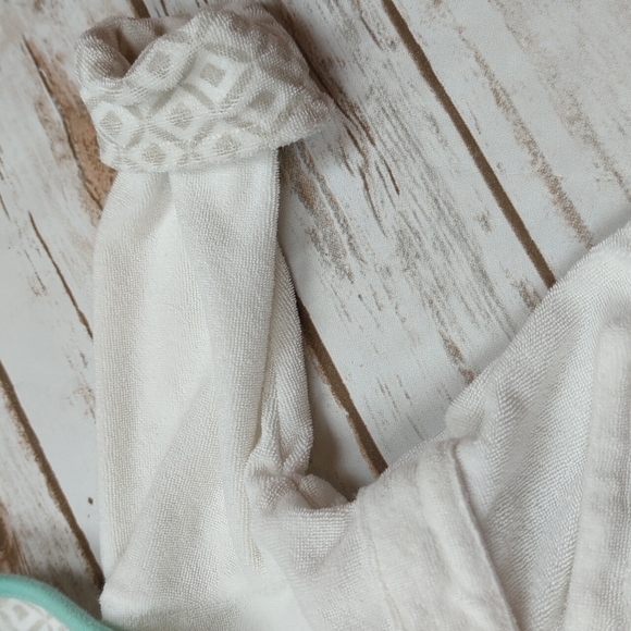 Carter's Just One You White Bear Towel Robe 0-9M - Picture 4 of 5